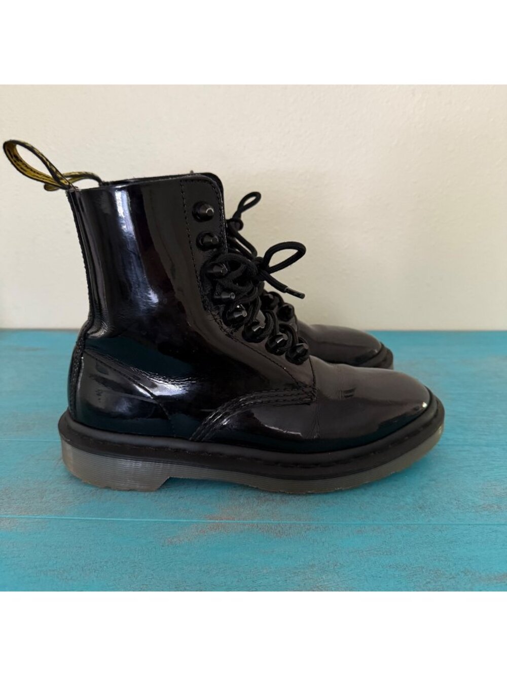 Dr. Martens Women's Pascal Black Patent Leather Lamper Boots Sz 6